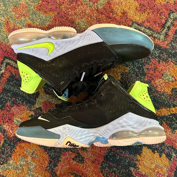 Nike | Men\'s Black/Lime Green LeBron XIX React Low Athletic Basketball Shoes 8.5 main image 6